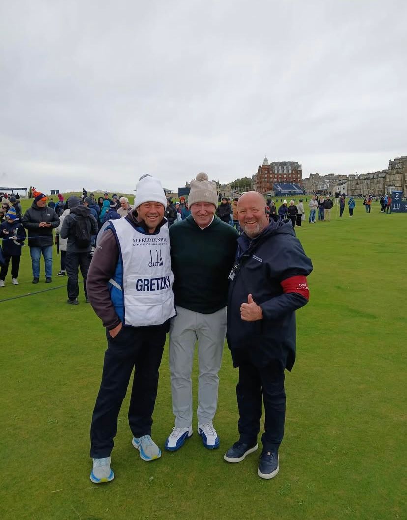 Caddying for Wayne Gretzky at the Alfred Dunhill Links – An Unforgettable Experience by David Williams